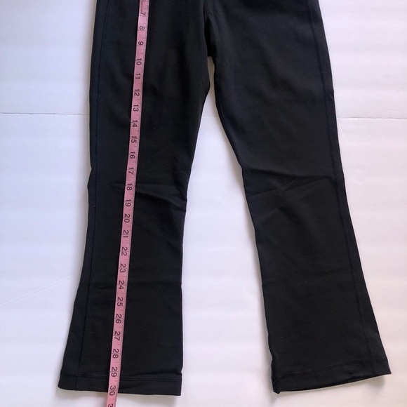 Lululemon Groove Crop - Picture 5 of 5